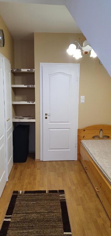 Vénusz Apartman Cserkeszőlő Exterior foto